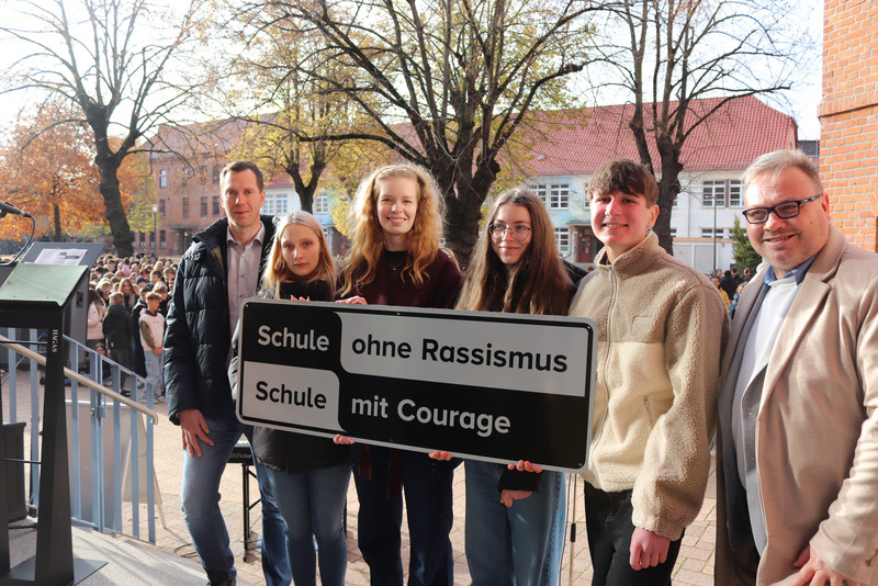 Aufnahmefeier am Burger Roland-Gymnasium